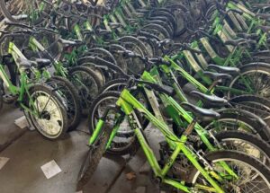 Se caută mecanici pentru 50 de biciclete